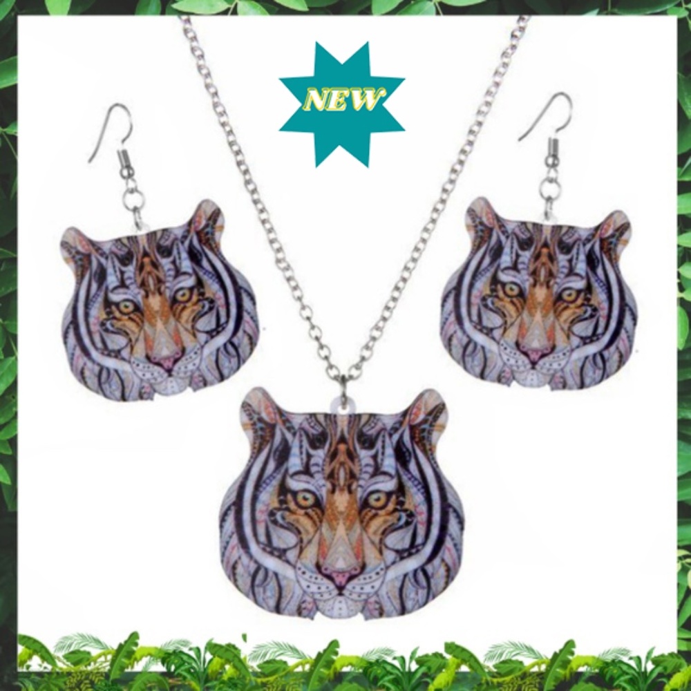 Tiger Necklace and Earrings Set - Brand New With Tags - Fashion Jewelry